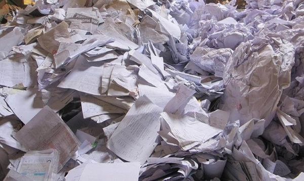 Phế liệu giấy được thu mua tại Quang Phát 