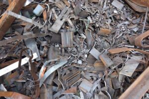 Quang Phát chuyên thu mua phế liệu Dĩ An uy tín, giá cao