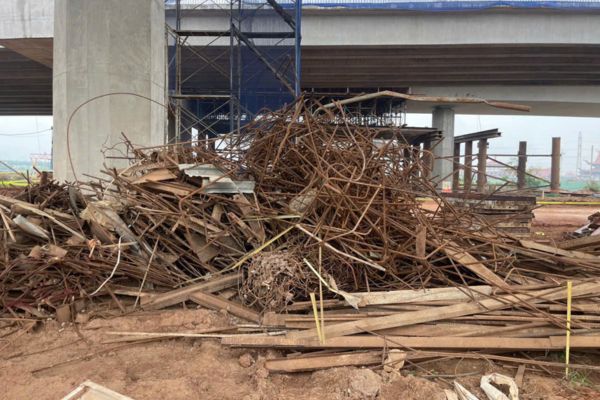 Phế liệu sắt thép được thu mua tận nơi 