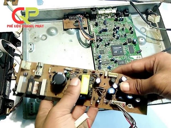 Những nguồn phát sinh bo mạch cũ phổ biến