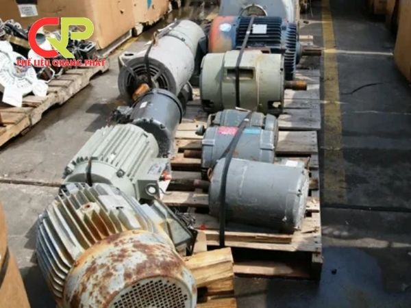 Các loại motor cũ được Phế Liệu Quang Phát thu mua