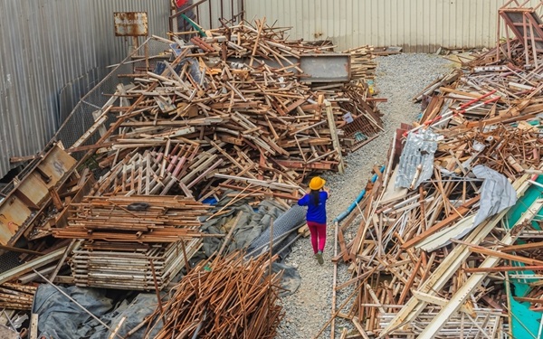 Dịch vụ thu mua tôn cũ tận nơi - nhanh chóng, giá cao của Phế Liệu Quang Phát