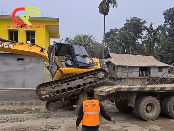 Dịch vụ thu mua các loại xe cơ giới cũ tại Phế Liệu Quang Phát